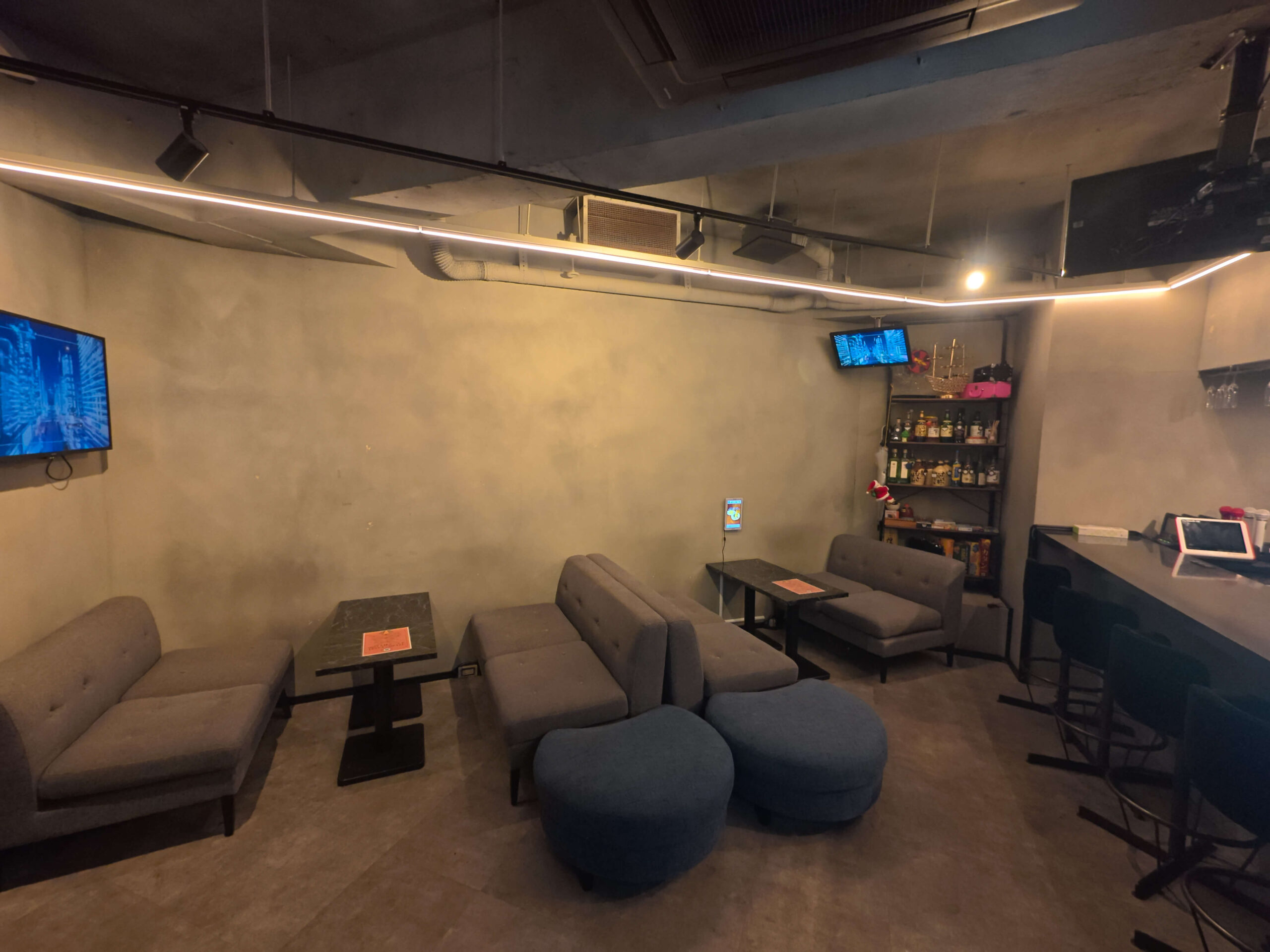 荻窪 バー 遊びBar E.E.D 店内